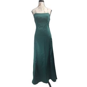 Nicole Miller women's strapless emerald green evening gown Size 6 Formal Holiday